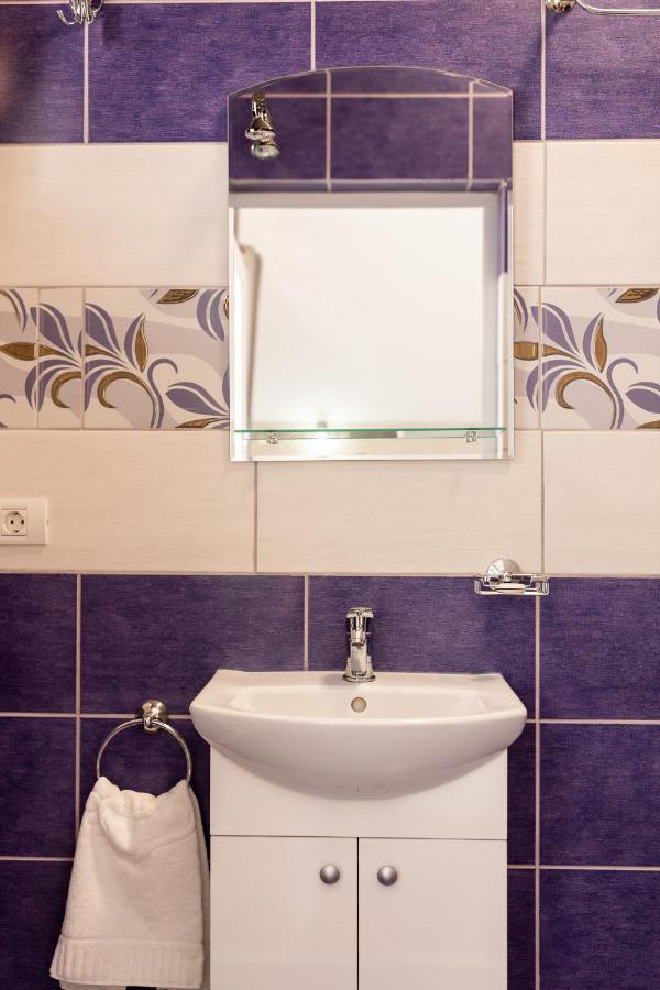 Marconi Guesthouse Хунедоара Экстерьер фото